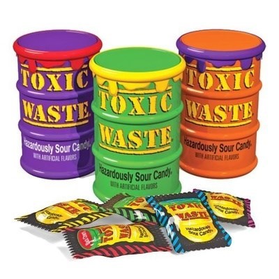Toxic Waste Sour Candy Coloured Drums 1.7oz (BEST BY: APRIL 25)
